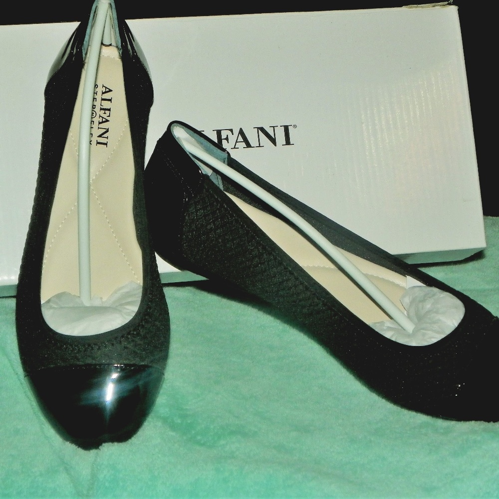 Alfani Women's Flats size 6m